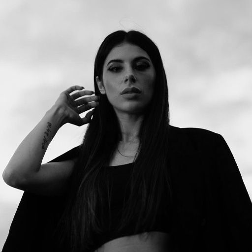 Bárbara Lago